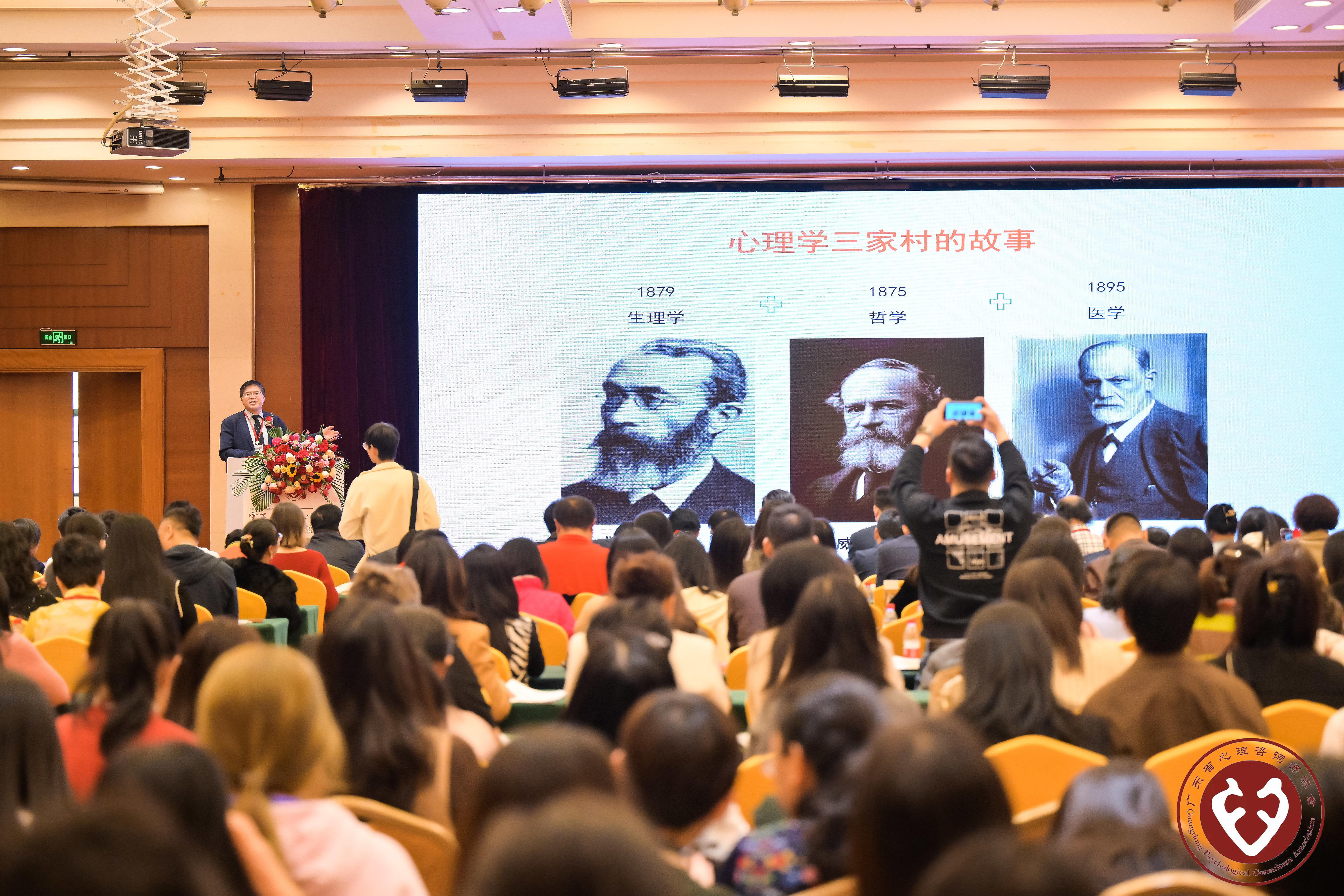 神鹰权威心水论坛，探索智慧与领导力交汇的殿堂神鹰权威主论坛