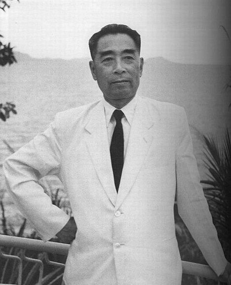 澳门六叔的真实身份，揭秘与回忆澳门六叔的真实身份照片高清完整简单又好看