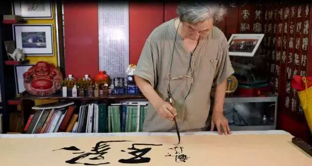 澳门六叔书法欣赏视频讲解完整有没有澳门六叔的资料