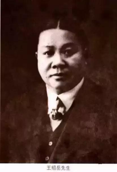 澳门六叔的真实身份揭秘，历史与传说的交织澳门六叔的真实身份有哪些呢图片视频大全