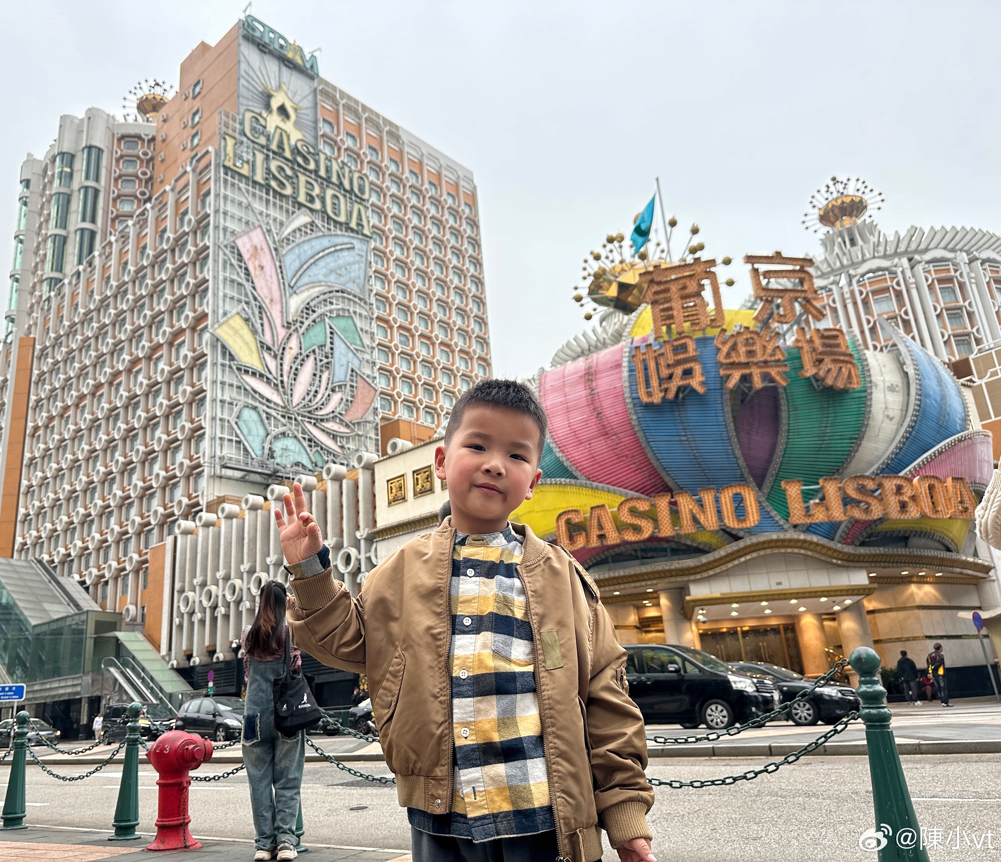 澳门六哥是谁的孩子呀啊呢澳门六个