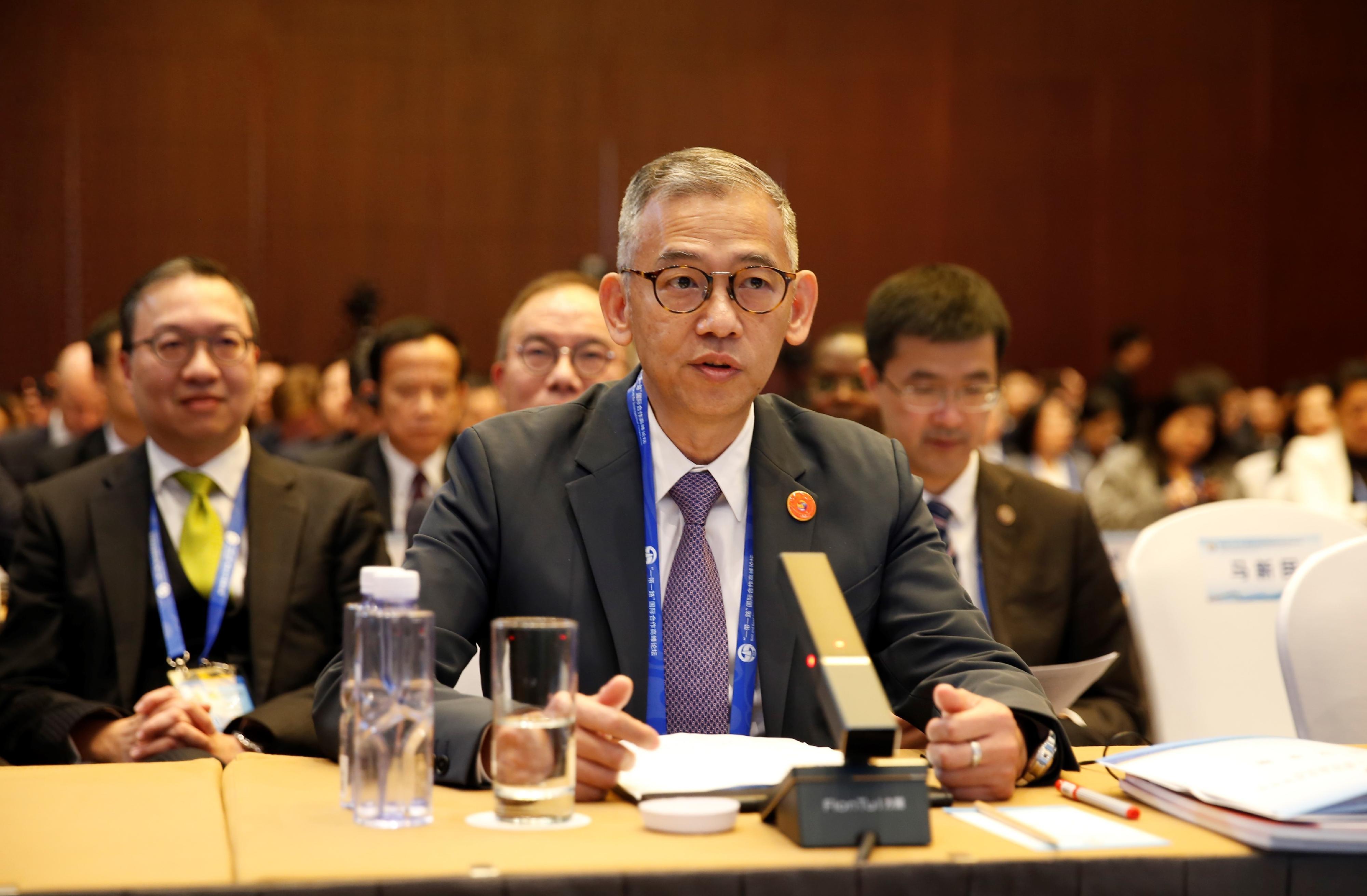 香港论坛，聚焦全球视野下的城市发展与治理香港论坛全面资料
