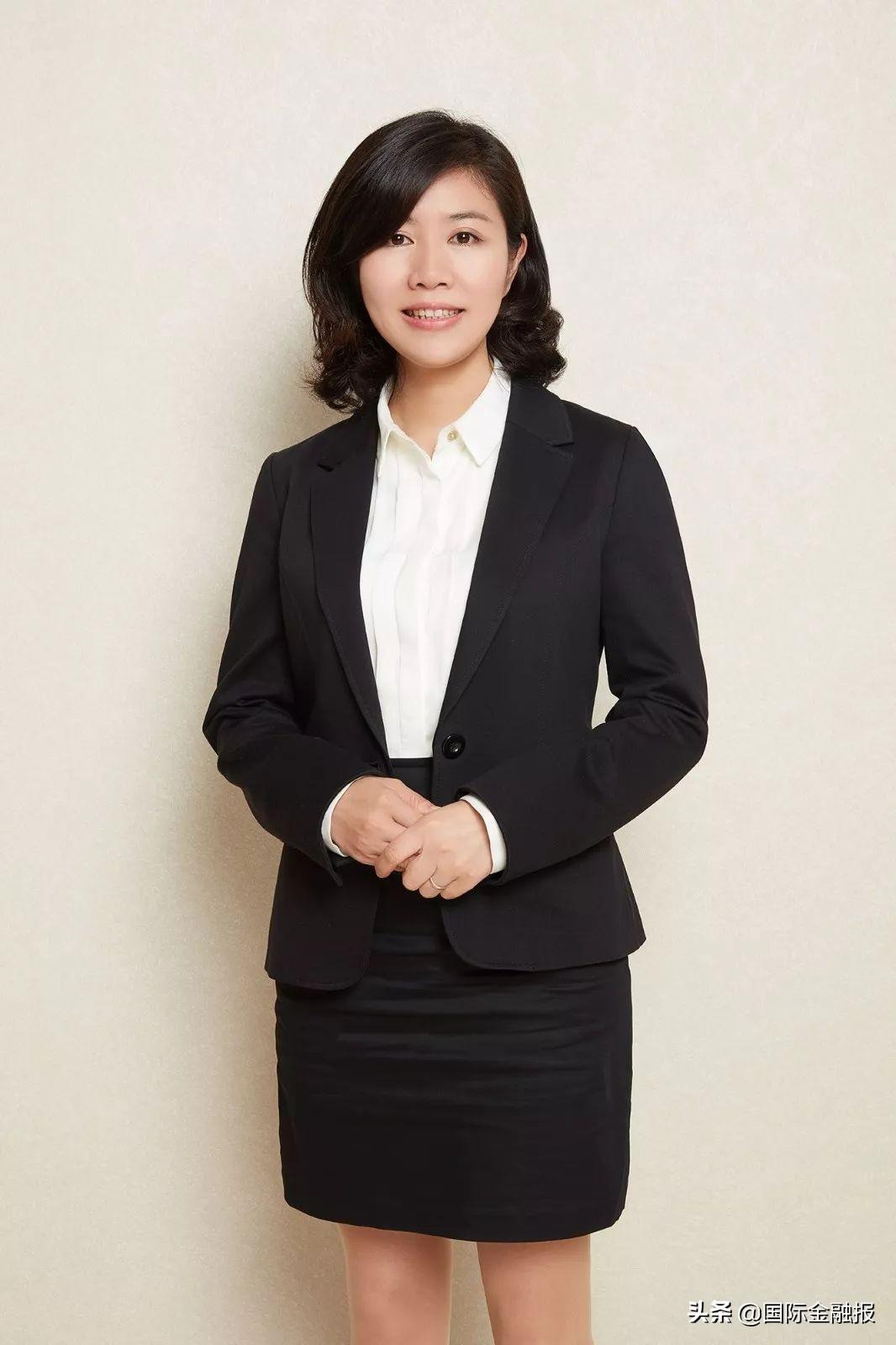 撕掉她的衣服下载，网络暴力与性别歧视的警示