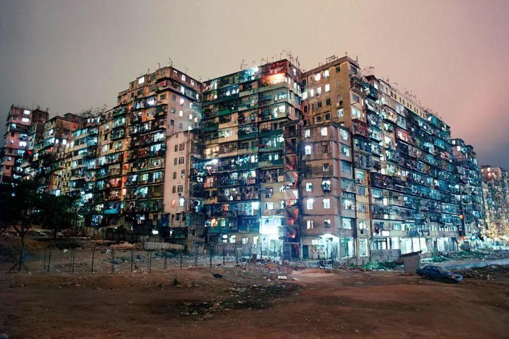 华人城，探索全球华人的聚居地标华人国际酒店电话