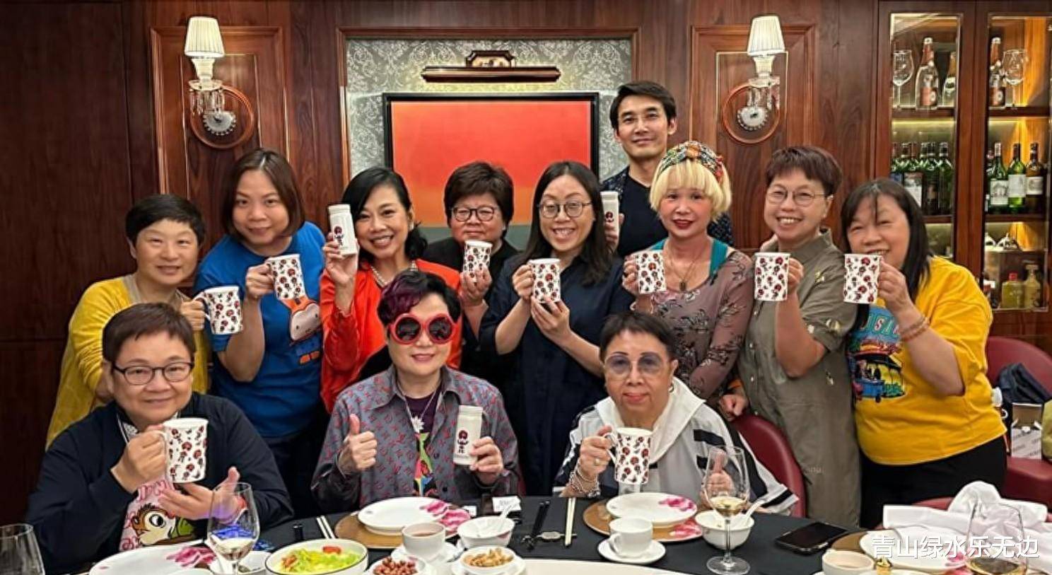 2013-香港历史开奖号码记录，揭秘幸运数字背后的故事2021年香港近30期开奖号码